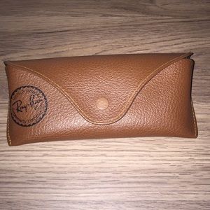 Ray Ban case (Authentic) like new